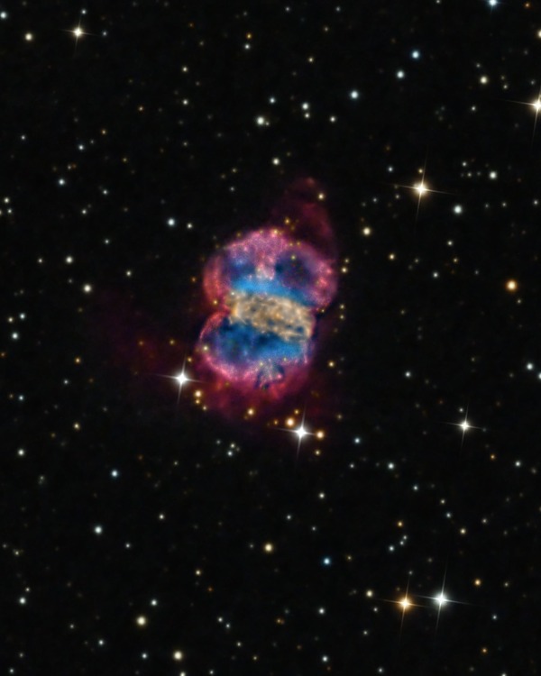 Image credit: Fred Herrmann, 2014, via http://cs.astronomy.com/asy/m/nebulae/489616.aspx.