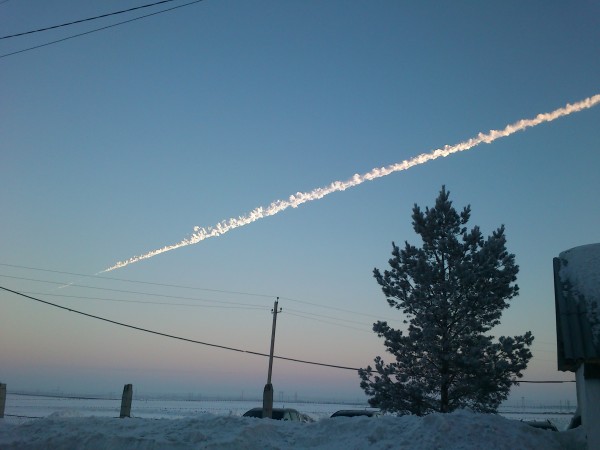 Image credit: Константин Кудинов, under a c.c.a.-s.a.-3.0 license, of the Chelyabinsk meteor in Russia.