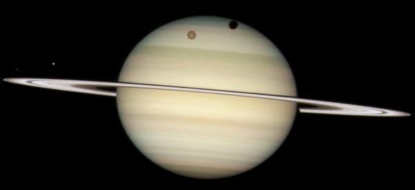 Saturns Moons in transit