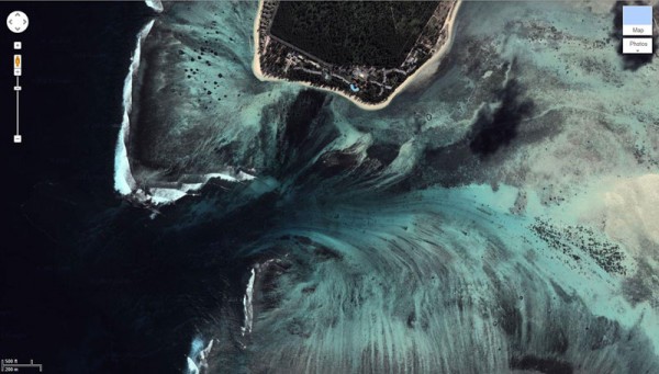 Image credit: Satellite Photograph by DigitalGlobe via Google Maps.