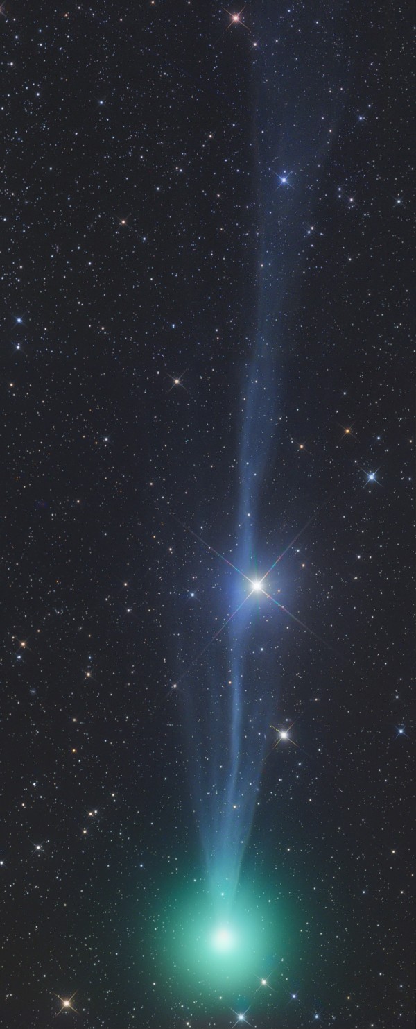 Image credit: Comet C/2014Q2 Lovejoy” by Gerald Rhemann.