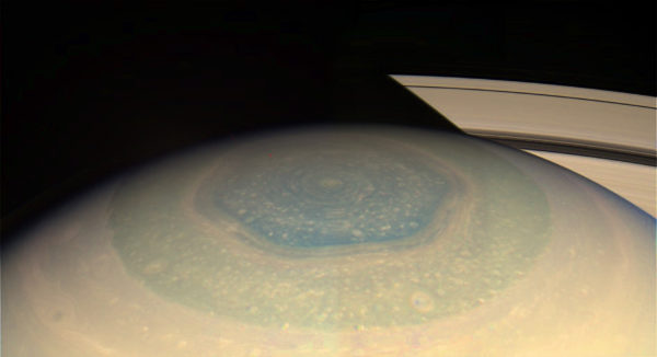 Cassini's true-color view of the north pole before the color change occurred. Image credit: NASA / JPL-Caltech / Space Science Institute.